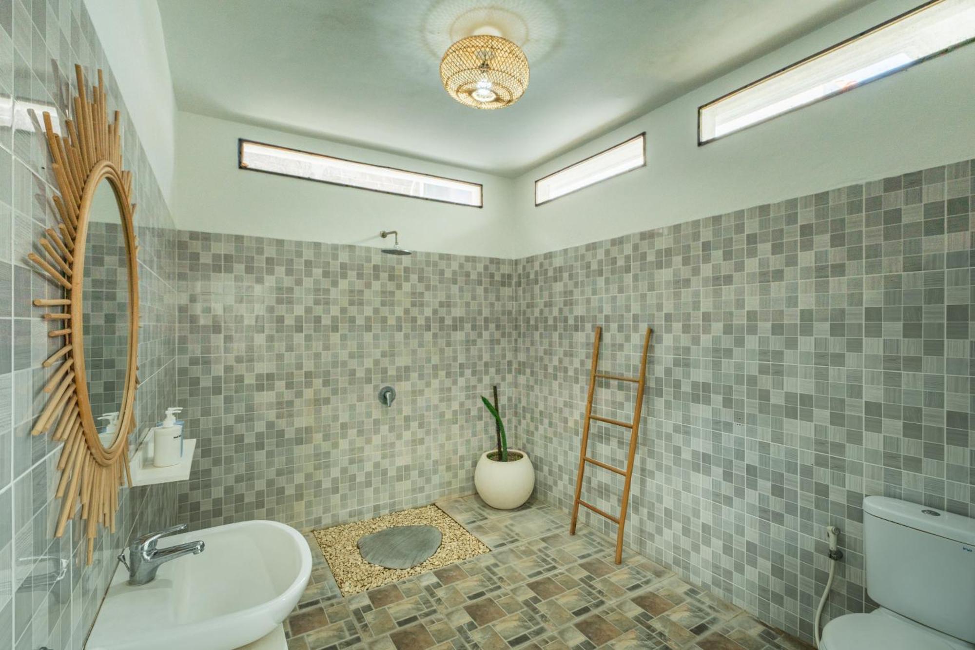 Modern 3 Bedrooms Villa Beach Walking Distance Seminyak  Luaran gambar